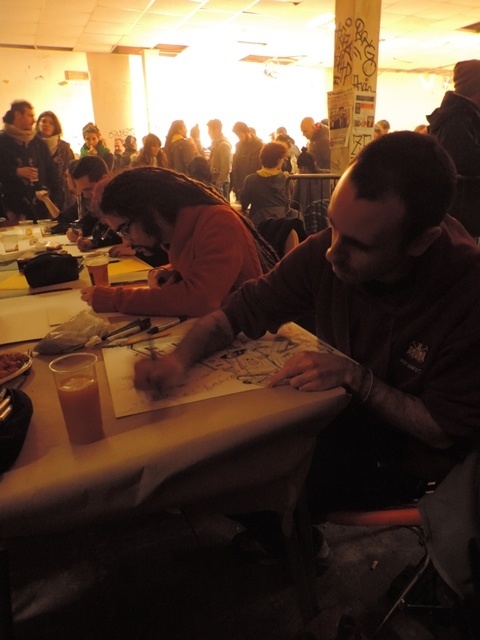 Zerocalcare al tavolo da disegno