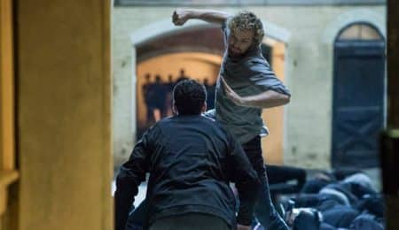 Sigourney Weaver villain di The Defenders, nuovo teaser per Iron Fist