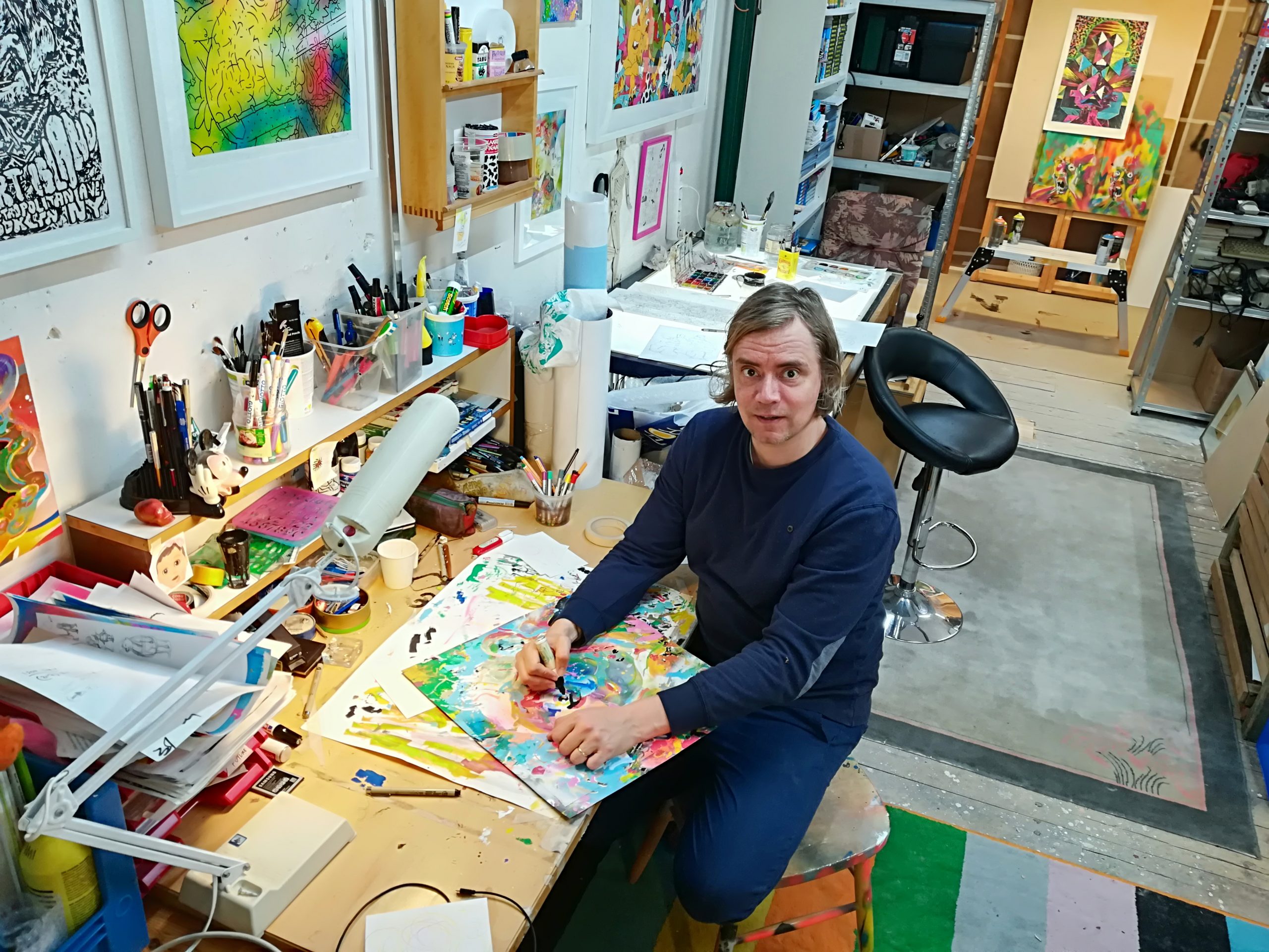 Musturi at the studio scaled